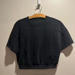 Lululemon softstreme crop tshirt